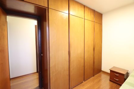 Apartamento para alugar com 87m², 3 quartos e 1 vagaQuarto 2
