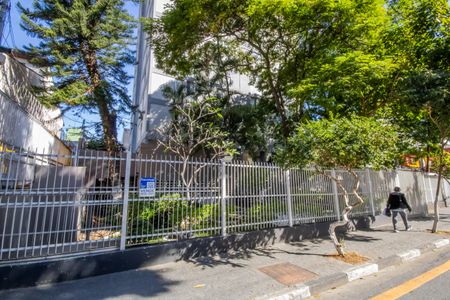 Apartamento à venda com 69m², 3 quartos e 1 vaga Apartamento à venda com 69m², 3 quartos e 1 vagaFachada