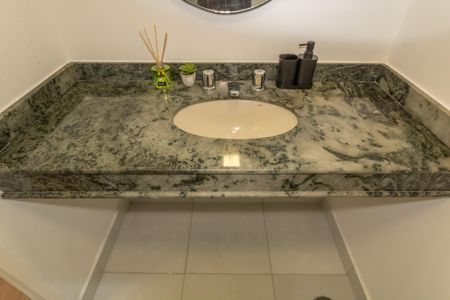 Apartamento à venda com 69m², 3 quartos e 1 vaga Apartamento à venda com 69m², 3 quartos e 1 vagaBanheiro