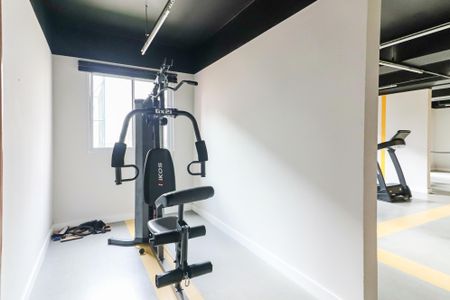 Apartamento à venda com 43m², 2 quartos e 1 vaga Apartamento à venda com 43m², 2 quartos e 1 vagaÁrea comum - Academia