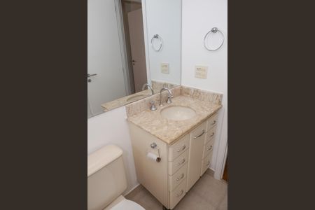 Apartamento à venda com 93m², 3 quartos e 2 vagas Apartamento à venda com 93m², 3 quartos e 2 vagasBanheiro Social