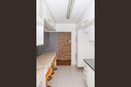 Apartamento à venda com 93m², 3 quartos e 2 vagas Apartamento à venda com 93m², 3 quartos e 2 vagasCozinha
