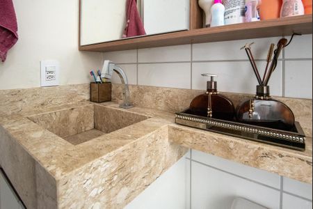 Apartamento à venda com 45m², 2 quartos e 1 vaga Apartamento à venda com 45m², 2 quartos e 1 vagaBanheiro