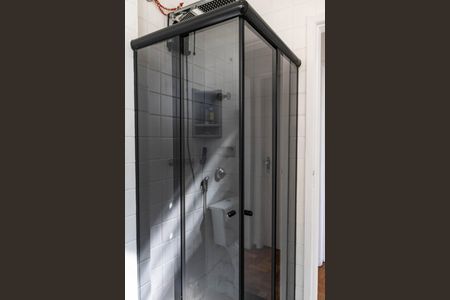 Apartamento à venda com 69m², 2 quartos e 1 vagaBanheiro 