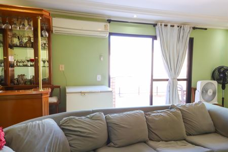 Apartamento à venda com 205m², 3 quartos e 3 vagas Apartamento à venda com 205m², 3 quartos e 3 vagasSala da Cobertura