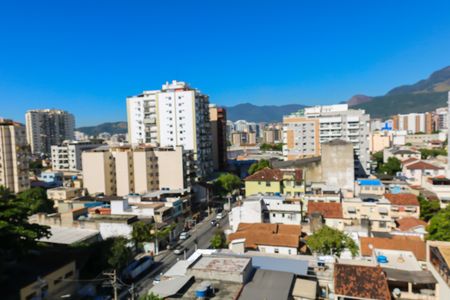 Apartamento à venda com 205m², 3 quartos e 3 vagas Apartamento à venda com 205m², 3 quartos e 3 vagasVista do Quarto de Serviço