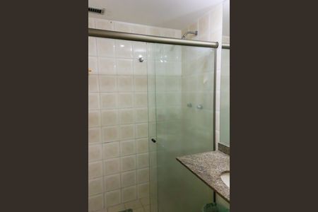 Apartamento à venda com 205m², 3 quartos e 3 vagas Apartamento à venda com 205m², 3 quartos e 3 vagasBanheiro do Quarto Suite