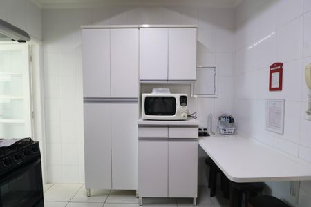 Apartamento para alugar com 90m², 2 quartos e 1 vaga Apartamento para alugar com 90m², 2 quartos e 1 vagaCozinha
