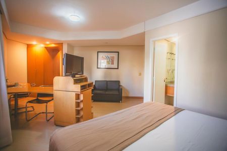 Studio à venda com 27m², 1 quarto e 1 vaga Studio à venda com 27m², 1 quarto e 1 vagaStudio