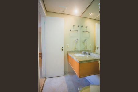 Studio à venda com 27m², 1 quarto e 1 vaga Studio à venda com 27m², 1 quarto e 1 vagaBanheiro