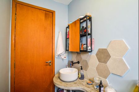 Apartamento à venda com 50m², 2 quartos e 1 vaga Apartamento à venda com 50m², 2 quartos e 1 vagaBanheiro da Suíte