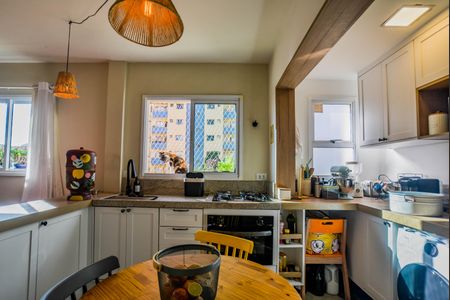 Apartamento à venda com 50m², 2 quartos e 1 vaga Apartamento à venda com 50m², 2 quartos e 1 vagaCozinha e Área de Serviço