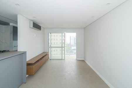 Sala de apartamento para alugar com 2 quartos, 66m² em Indianópolis, São Paulo