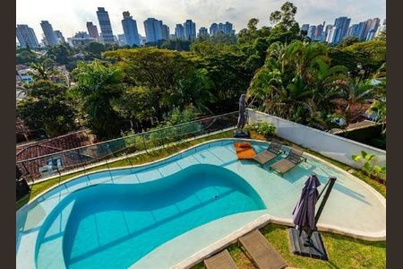 Casa à venda com 1200m², 5 quartos e 7 vagas Casa à venda com 1200m², 5 quartos e 7 vagasFoto 04