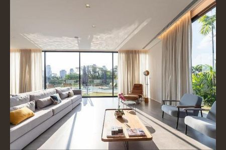 Casa à venda com 1200m², 5 quartos e 7 vagas Casa à venda com 1200m², 5 quartos e 7 vagasFoto 21
