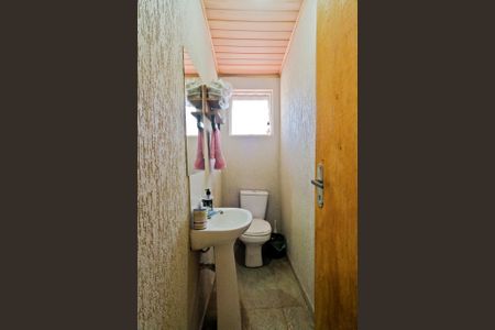 Casa à venda com 157m², 3 quartos e 2 vagas Casa à venda com 157m², 3 quartos e 2 vagasBanheiro de Serviço