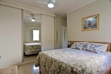 Casa à venda com 157m², 3 quartos e 2 vagas Casa à venda com 157m², 3 quartos e 2 vagasSuíte