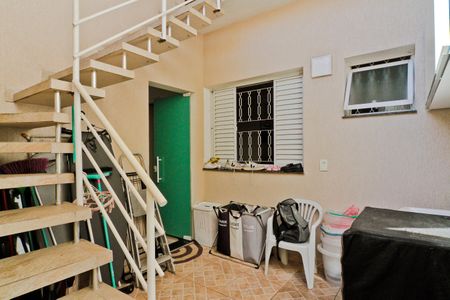 Casa à venda com 157m², 3 quartos e 2 vagas Casa à venda com 157m², 3 quartos e 2 vagasÁrea externa