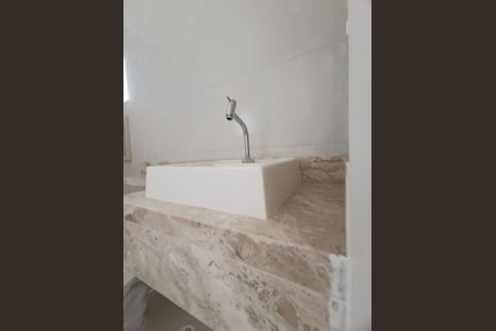 Casa à venda com 148m², 3 quartos e 3 vagas