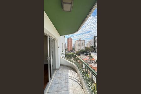 Apartamento à venda com 140m², 3 quartos e 2 vagas Apartamento à venda com 140m², 3 quartos e 2 vagasVaranda Sala