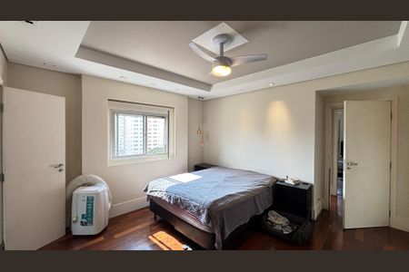 Apartamento à venda com 140m², 3 quartos e 2 vagas Apartamento à venda com 140m², 3 quartos e 2 vagasSuite