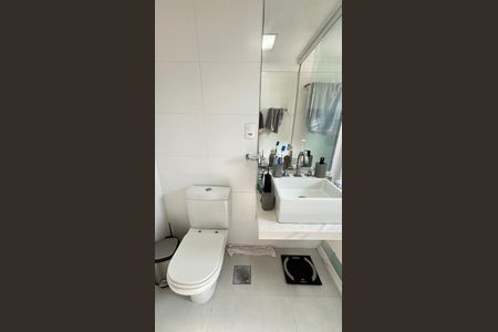 Apartamento à venda com 140m², 3 quartos e 2 vagas Apartamento à venda com 140m², 3 quartos e 2 vagasBanheiro Social