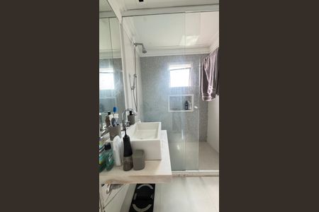 Apartamento à venda com 140m², 3 quartos e 2 vagas Apartamento à venda com 140m², 3 quartos e 2 vagasBanheiro Social