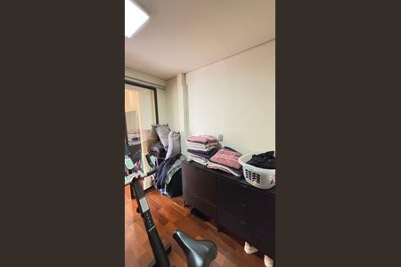 Apartamento à venda com 140m², 3 quartos e 2 vagas Apartamento à venda com 140m², 3 quartos e 2 vagasCloset da Suíte