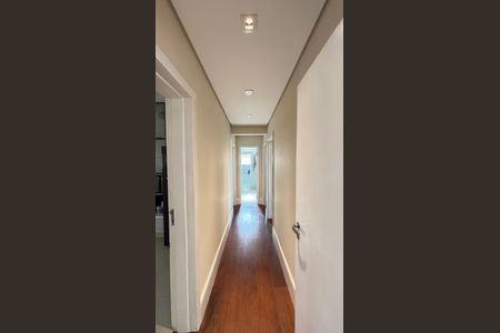 Apartamento à venda com 140m², 3 quartos e 2 vagas Apartamento à venda com 140m², 3 quartos e 2 vagasCorredor