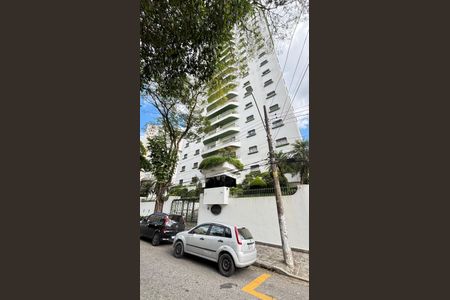 Apartamento à venda com 140m², 3 quartos e 2 vagas Apartamento à venda com 140m², 3 quartos e 2 vagasFachada