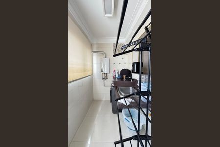 Apartamento à venda com 140m², 3 quartos e 2 vagas Apartamento à venda com 140m², 3 quartos e 2 vagasÁrea de Serviço
