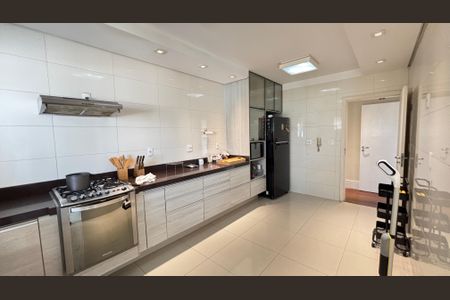 Apartamento à venda com 140m², 3 quartos e 2 vagas Apartamento à venda com 140m², 3 quartos e 2 vagasCozinha