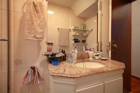 Apartamento à venda com 106m², 3 quartos e 1 vagaBanheiro