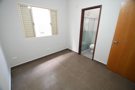 Casa à venda com 234m², 4 quartos e 3 vagasSuíte 1