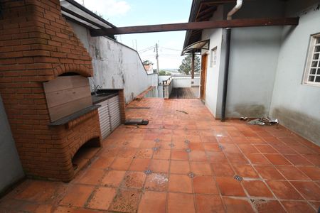 Casa à venda com 234m², 4 quartos e 3 vagasQuintal
