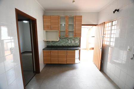 Casa à venda com 234m², 4 quartos e 3 vagasCozinha