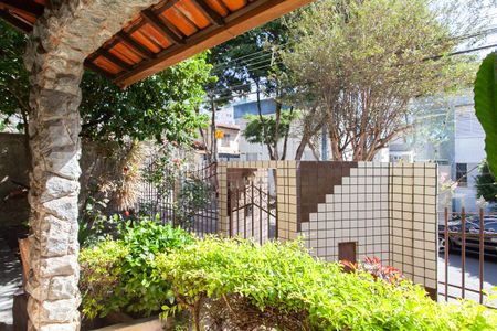 Casa à venda com 360m², 5 quartos e 2 vagasJardim