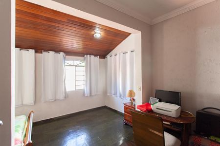 Casa à venda com 360m², 5 quartos e 2 vagasQuarto 2