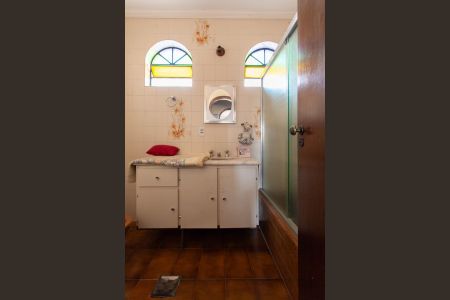 Casa à venda com 360m², 5 quartos e 2 vagasBanheiro Social