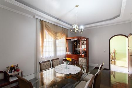 Casa à venda com 360m², 5 quartos e 2 vagasSala 2