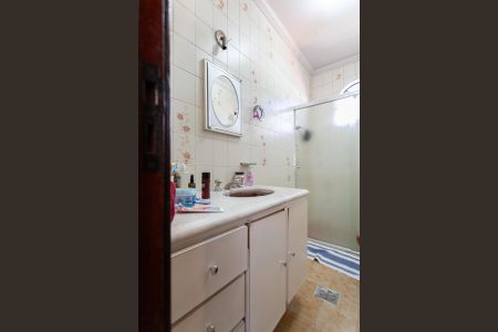 Casa à venda com 360m², 5 quartos e 2 vagasBanheiro da Suíte