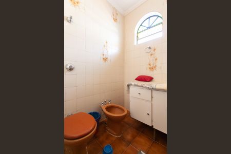 Casa à venda com 360m², 5 quartos e 2 vagasBanheiro Social