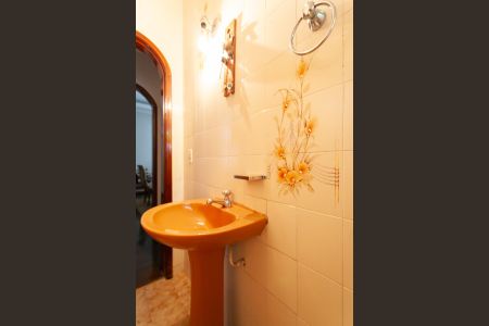 Casa à venda com 360m², 5 quartos e 2 vagasLavabo