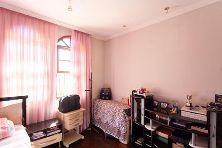 Casa à venda com 360m², 5 quartos e 2 vagasQuarto 1