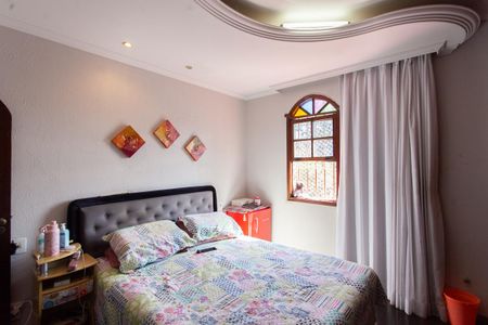 Casa à venda com 360m², 5 quartos e 2 vagasSuíte