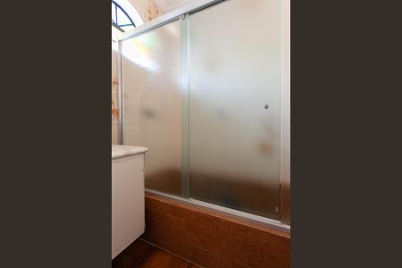 Casa à venda com 360m², 5 quartos e 2 vagasBanheiro Social