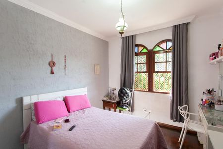 Casa à venda com 360m², 5 quartos e 2 vagasQuarto 3