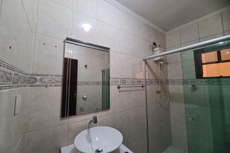 Casa à venda com 107m², 2 quartos e 2 vagasBanheiro Social