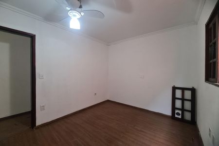 Casa à venda com 107m², 2 quartos e 2 vagasQuarto