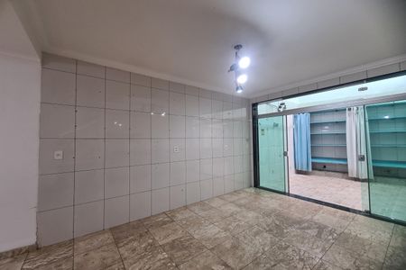 Casa à venda com 107m², 2 quartos e 2 vagasCozinha
